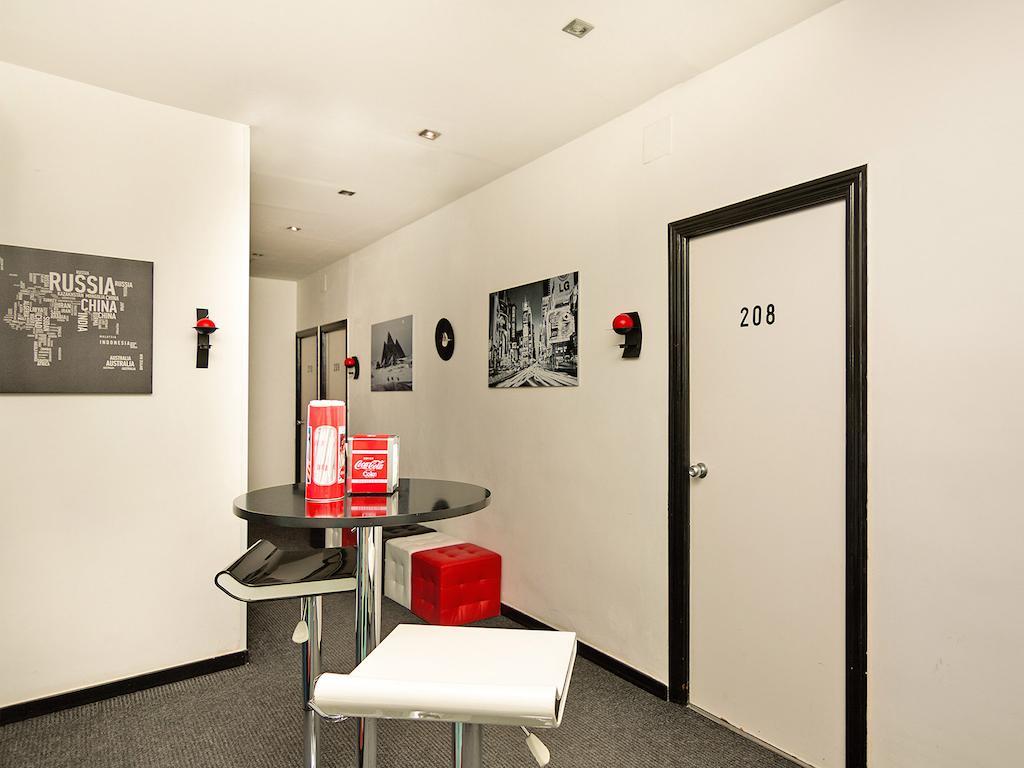 Hostal Gala Madrid Exterior foto